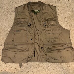 Gander Mountain Fishing Men’s Vest - dark green - size large